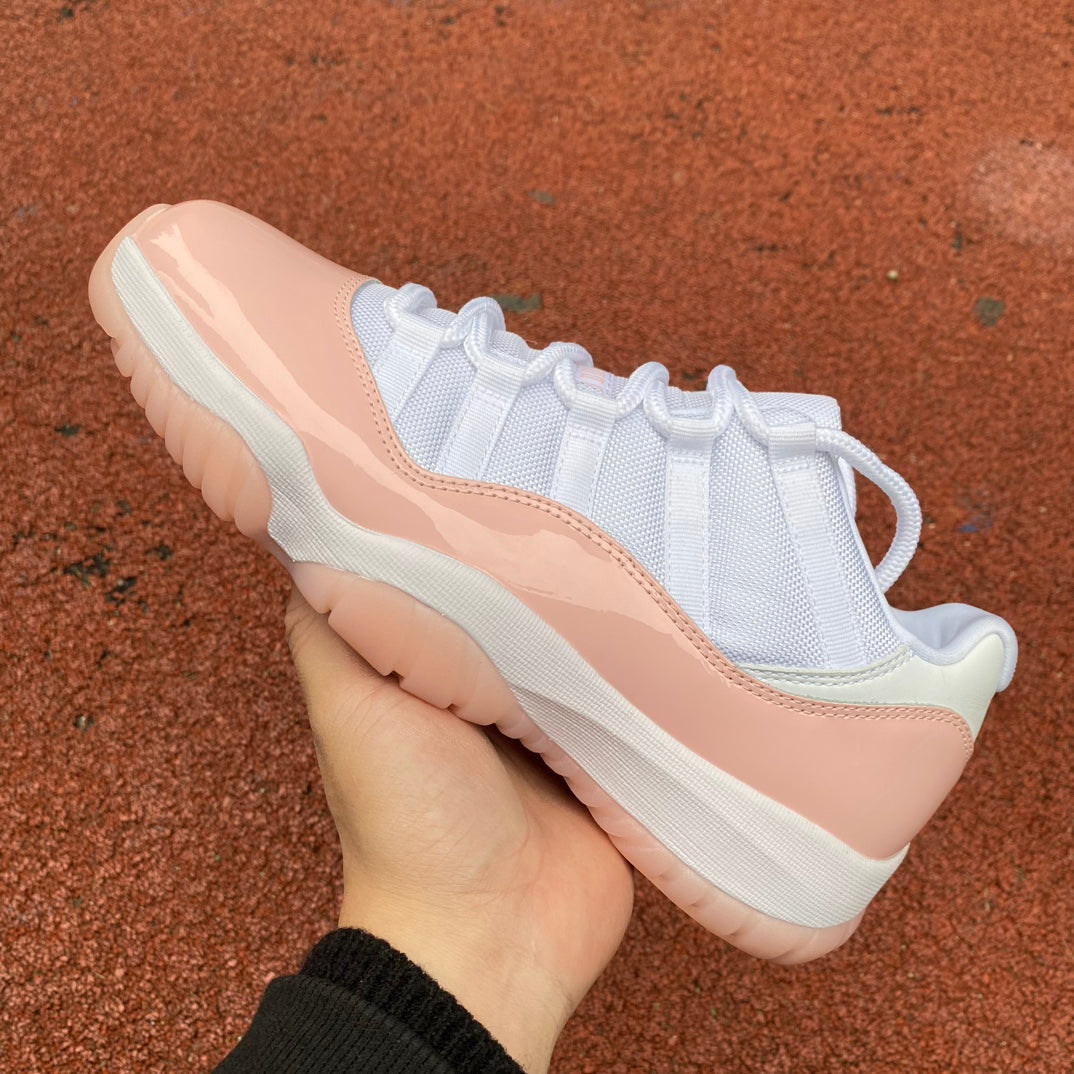 Air Jordan 11 Low Mujer “Rosa Leyenda”