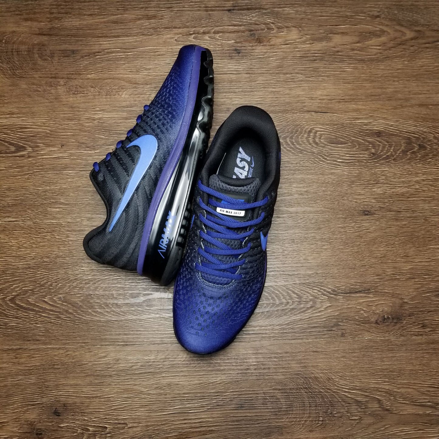 Nike air max 2017.- azules y negras