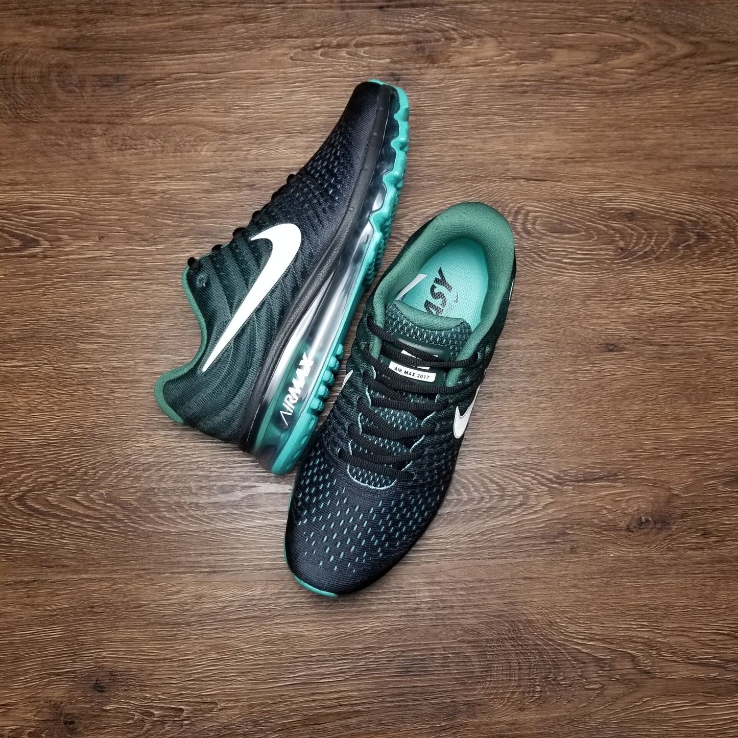 Nike air max 2017.- negras y verdes