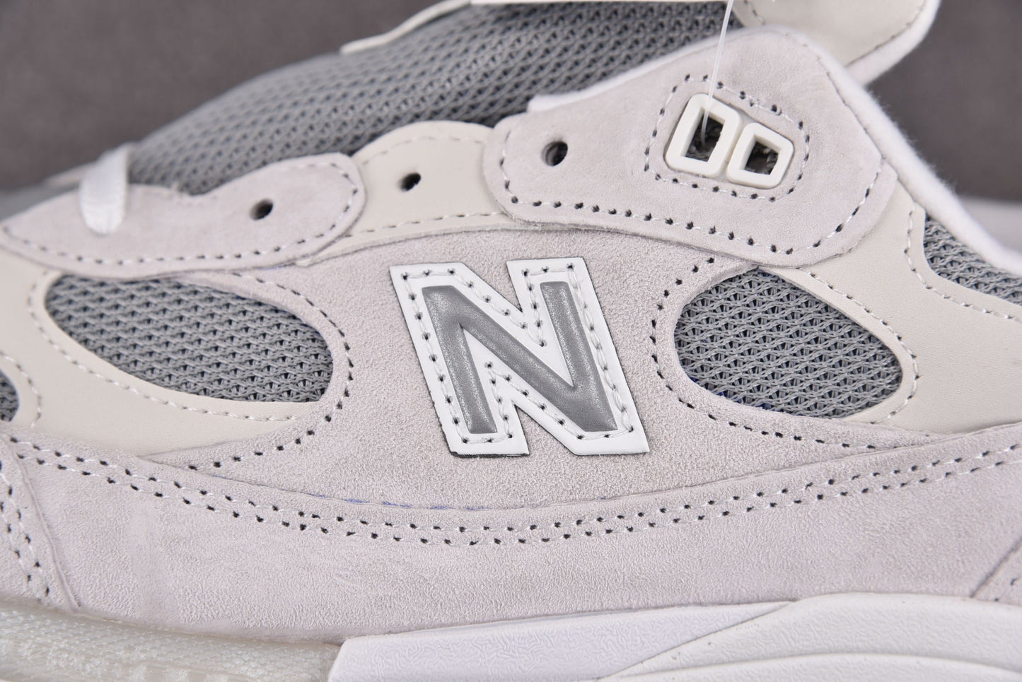 New Balance NB 992 gris claro