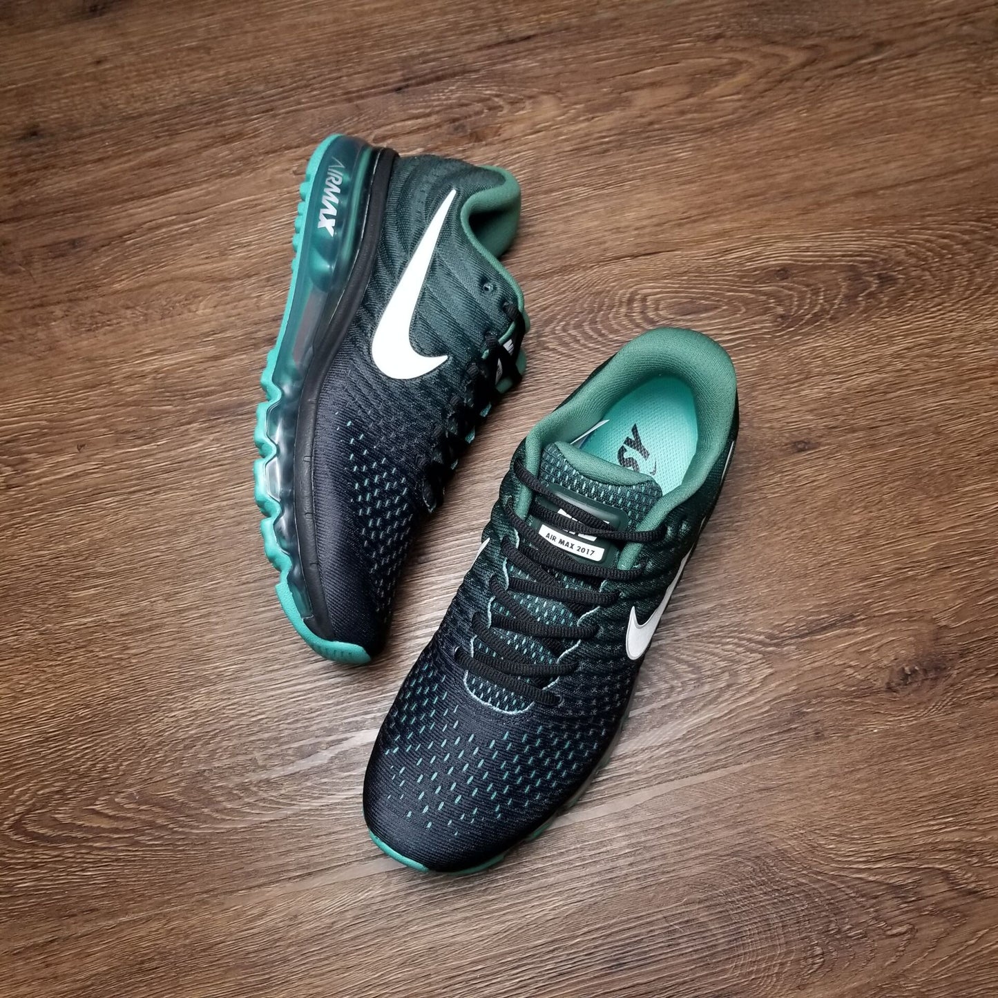 Nike air max 2017.- negras y verdes