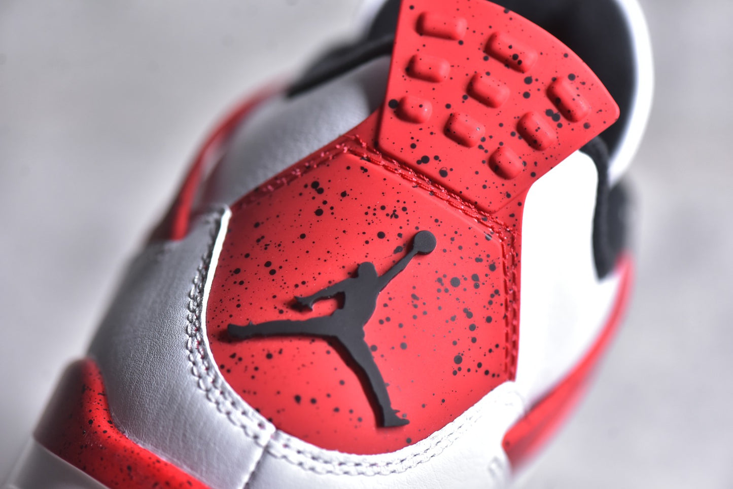 Air Jordan 4 "Red Cement"