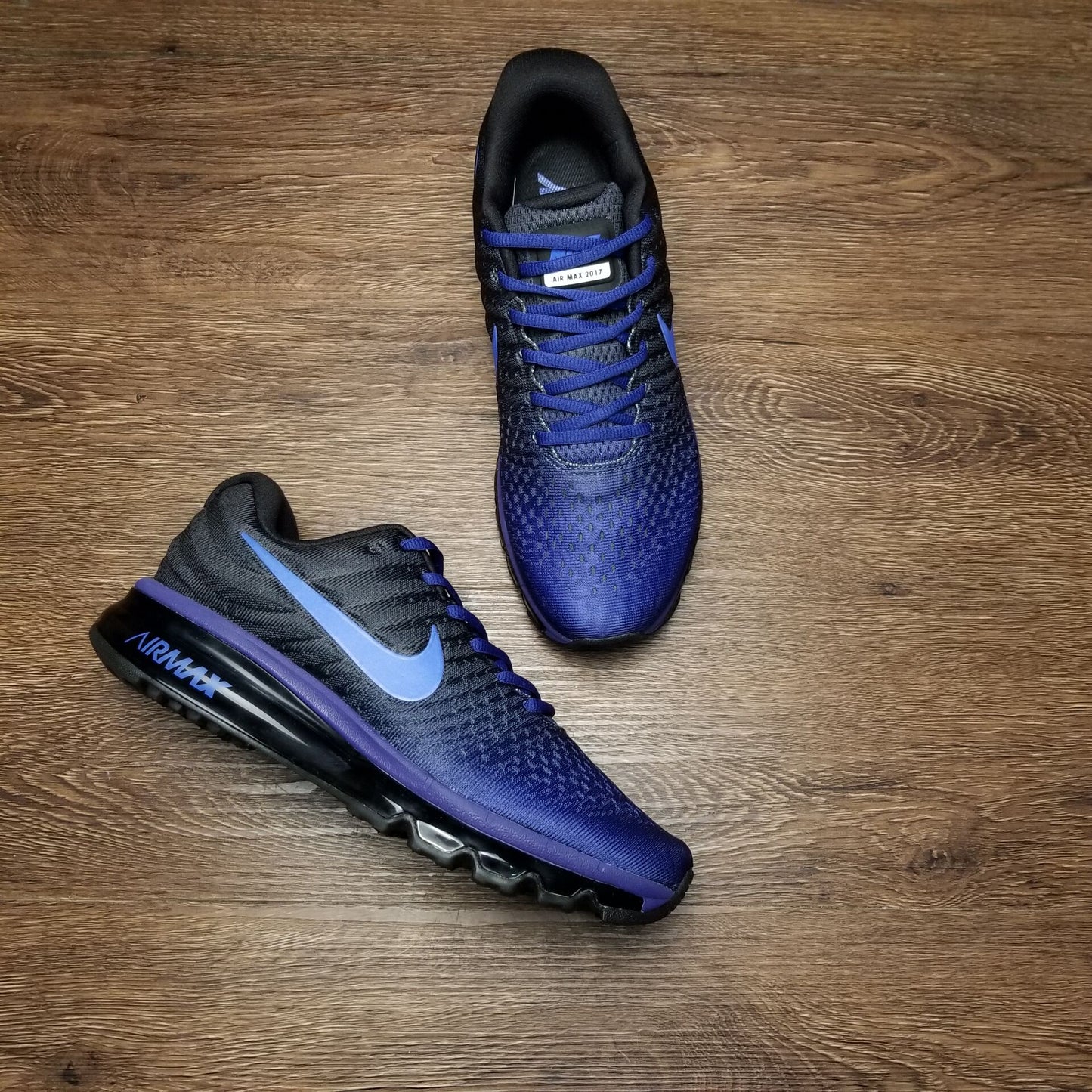 Nike air max 2017.- azules y negras