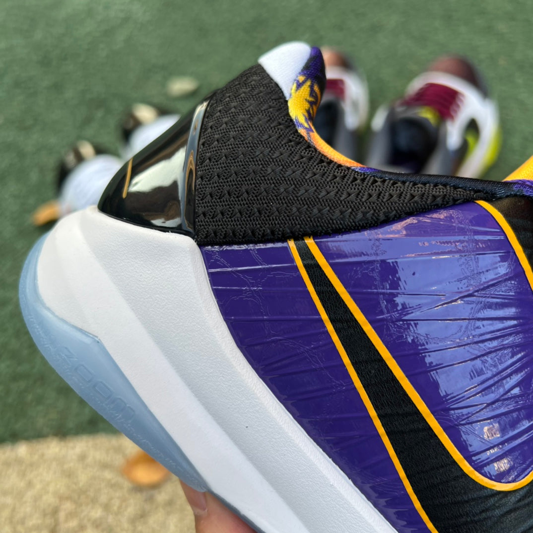 Nike Zoom Kobe 5 Protro Lakers - Moradas y Doradas