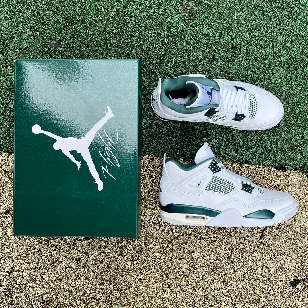 Air Jordan 4 Retro "Verde Oxidado"