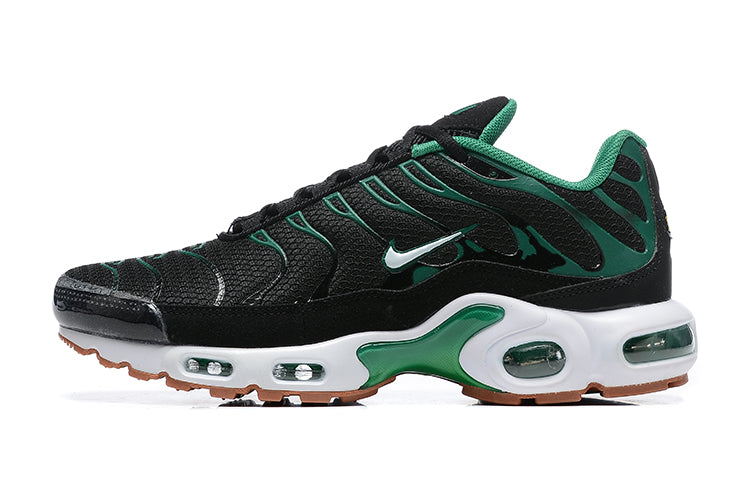 Zapatillas Nike TN Verde y Negro: El contraste perfecto para tu estilo urbano