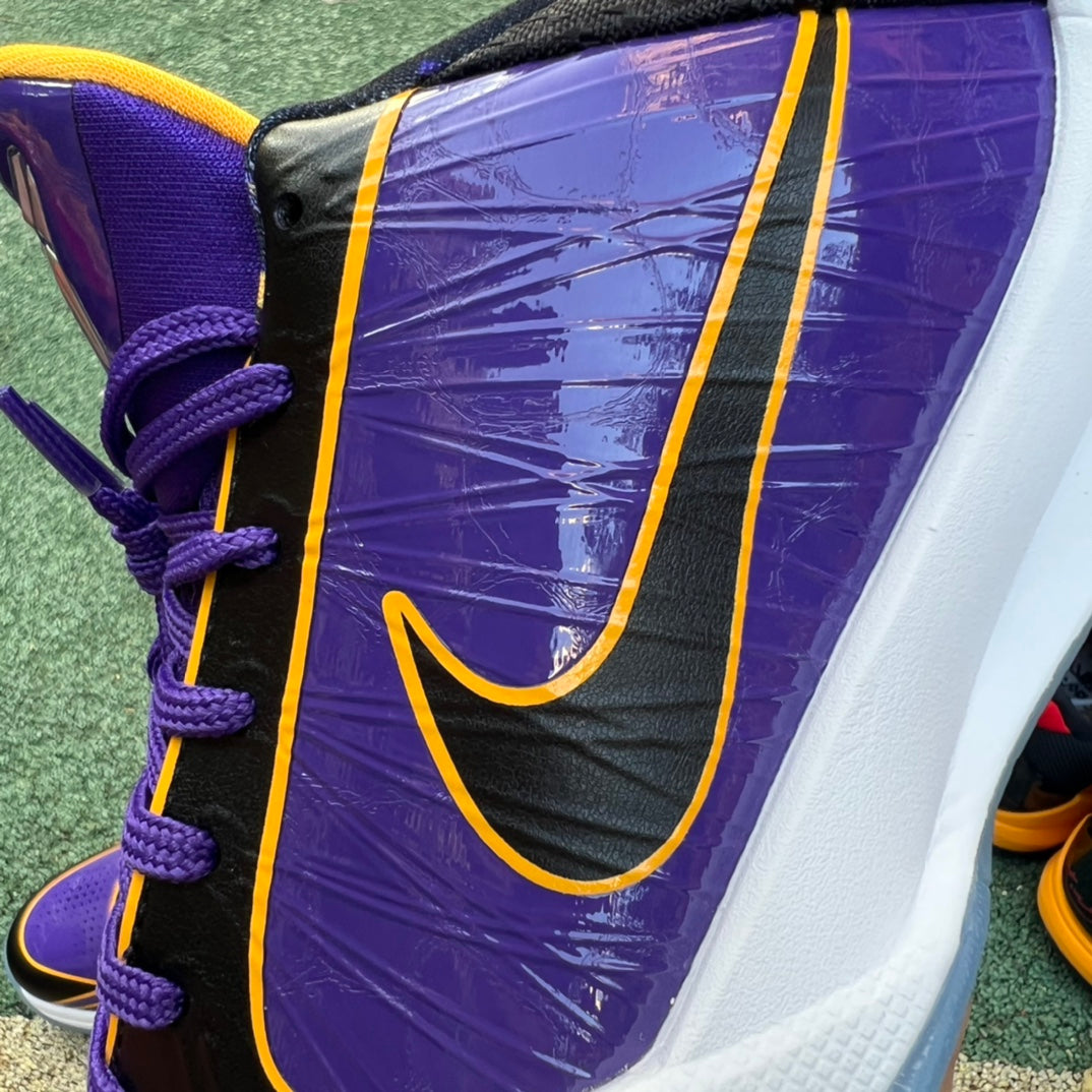 Nike Zoom Kobe 5 Protro Lakers - Moradas y Doradas