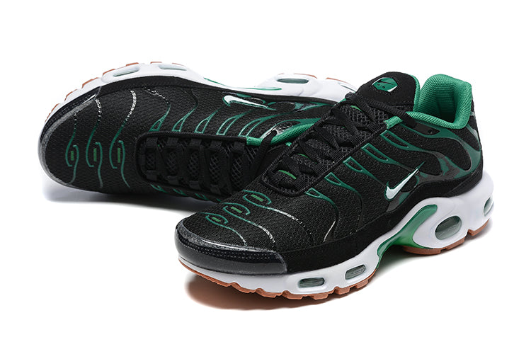 Zapatillas Nike TN Verde y Negro: El contraste perfecto para tu estilo urbano