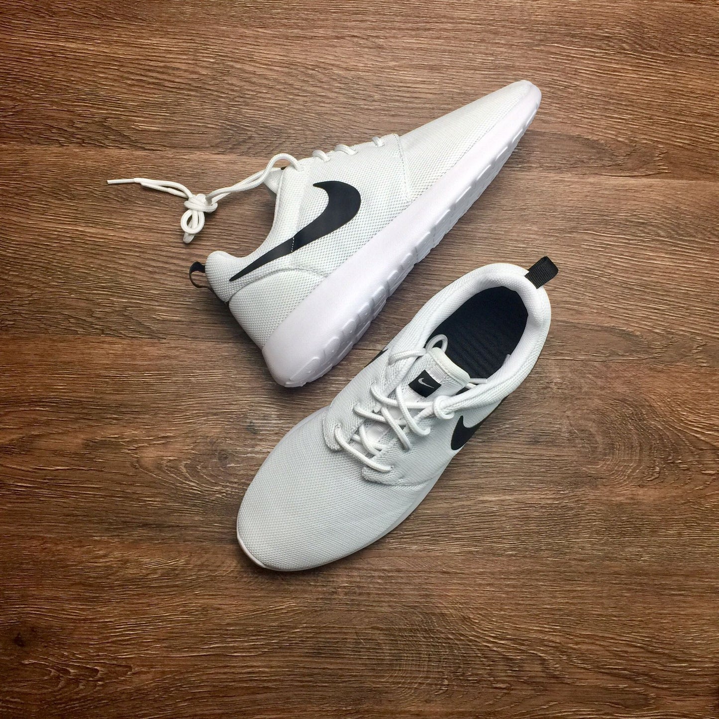 Nike Roshe Run One.- blancas