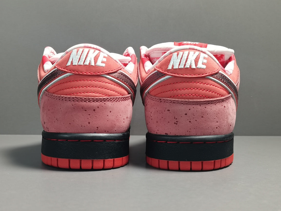 Nike SB Dunk Low "Red"