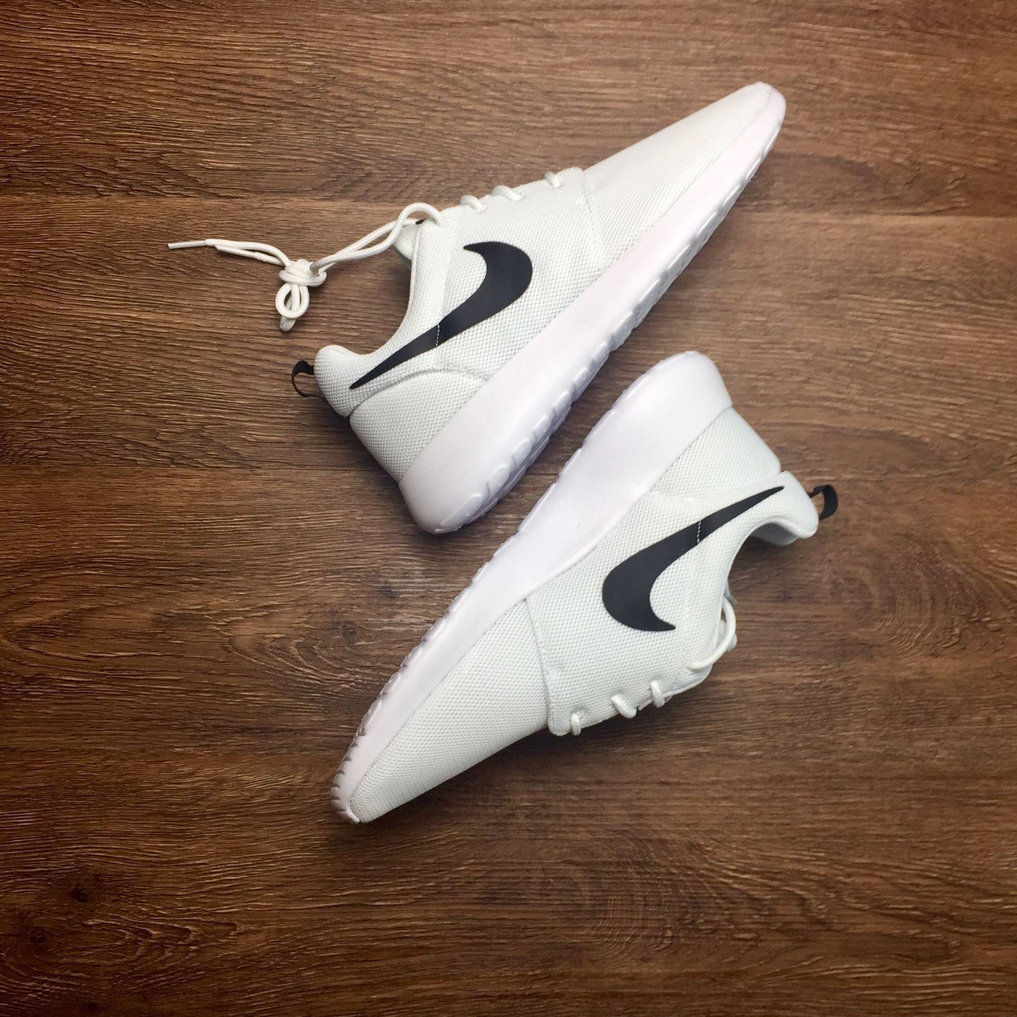 Nike Roshe Run One.- blancas