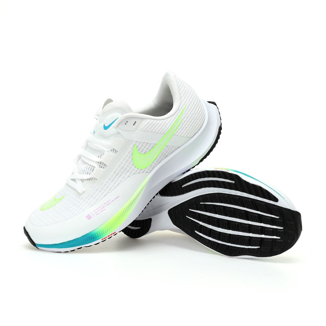 Nike Zoom Fly 3.- blancas