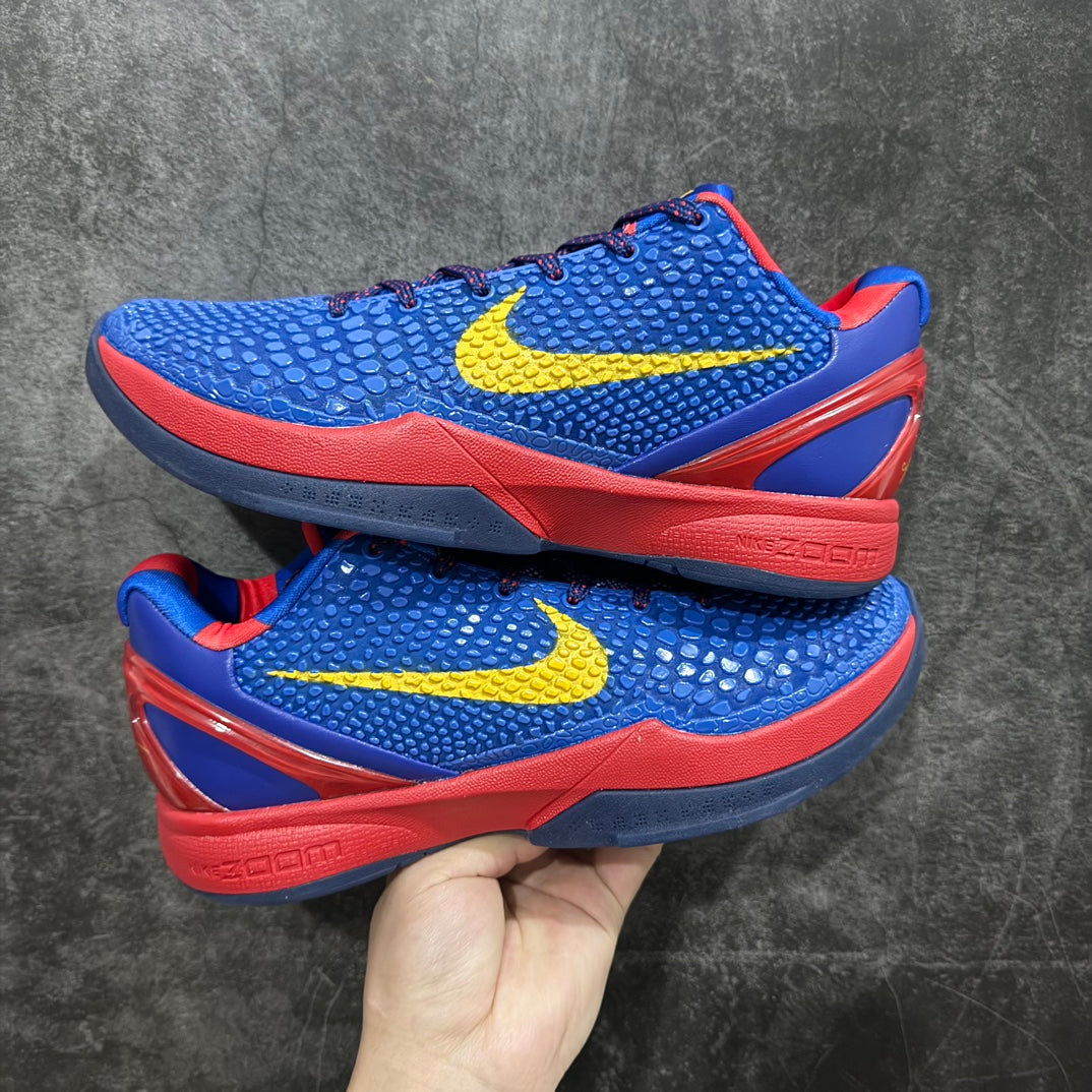 NK Zoom Kobe 6 Dark Knight.- azul, roja y amarilla.