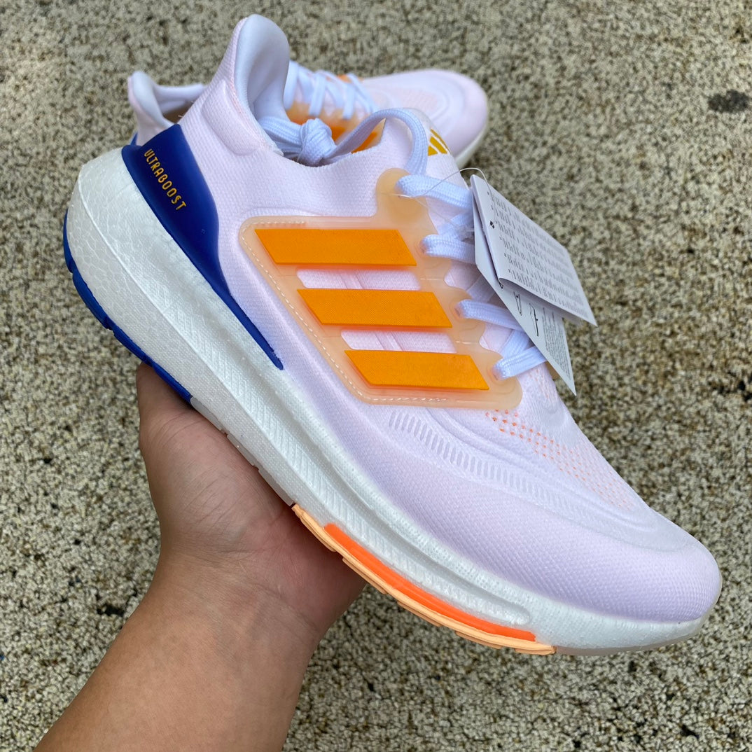 Adidas Ultra BOOST Light Naranja Claro y Azul oscuro