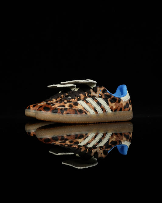 Adidas samba x Wales Bonner.- leopardo