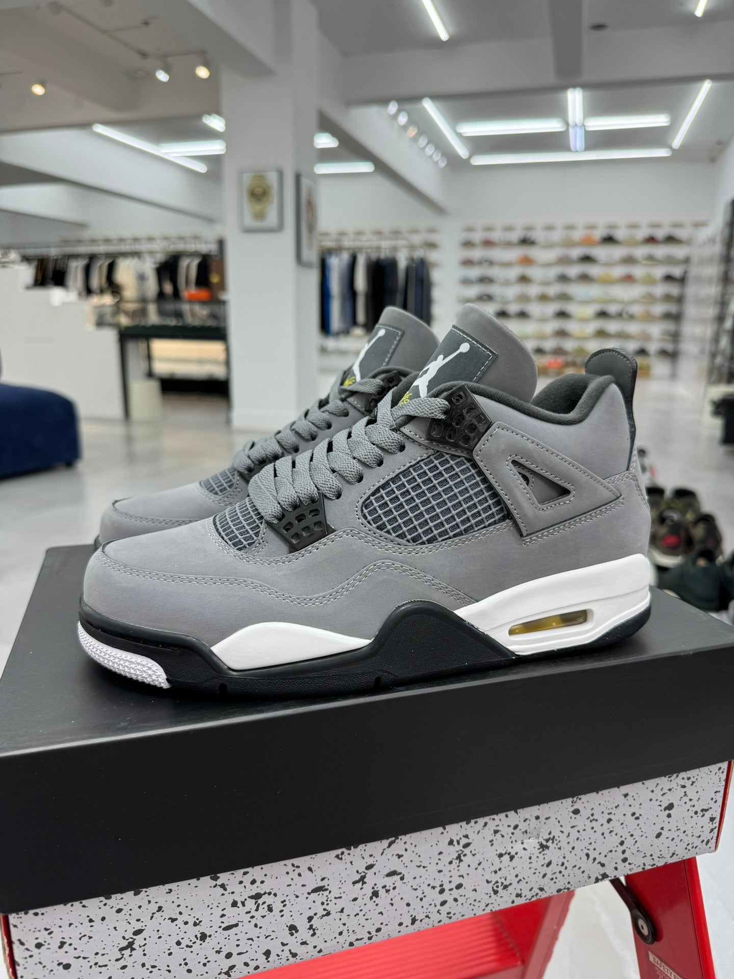 Air Jordan 4 Retro "Cool Grey"