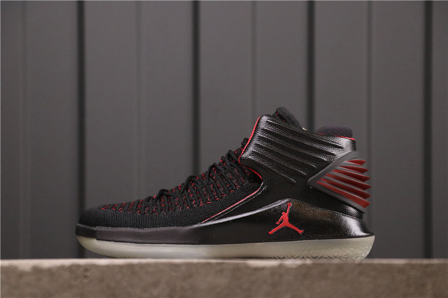 Air Jordan 32 "MJ Day"