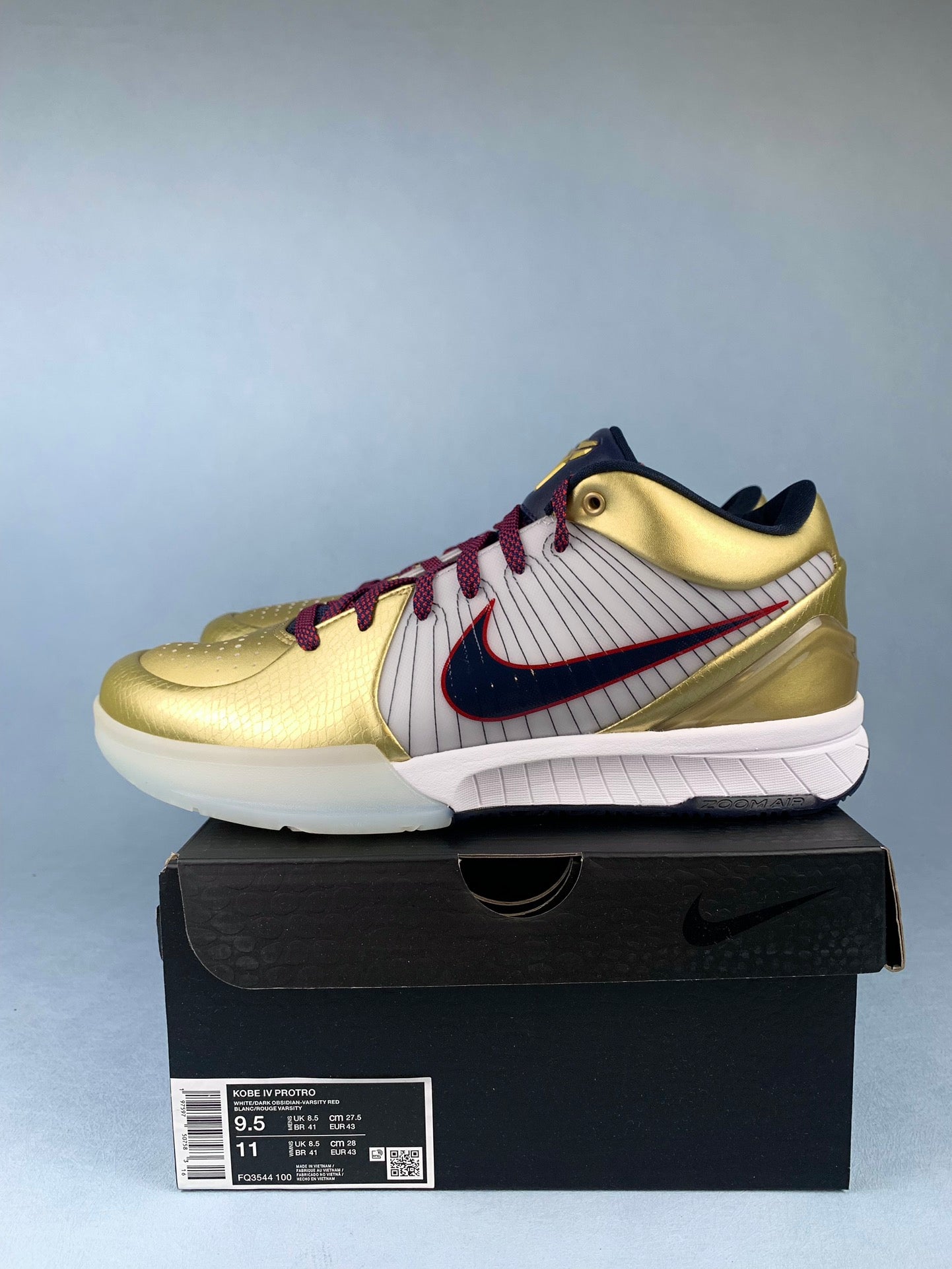 Nike Zoom Kobe 4 “Gold Medal”