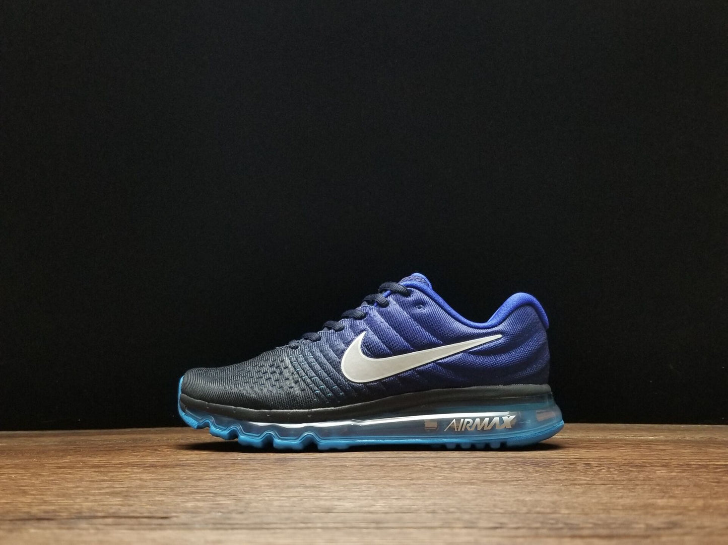 Nike air max 2017.- azules y negras