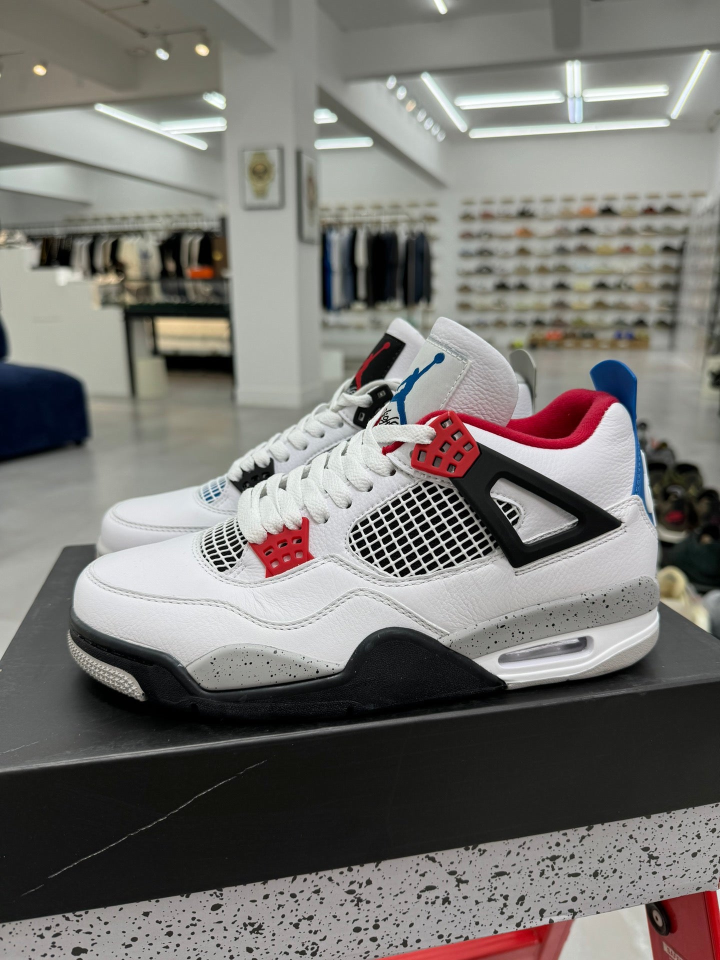 Air Jordan 4 "What The" - Innovación y Exclusividad