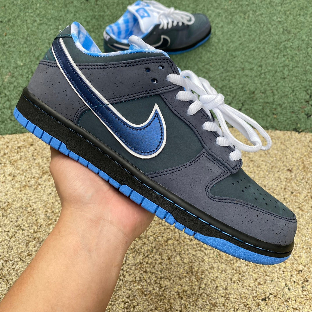 Nike SB Dunk Low grises y azules