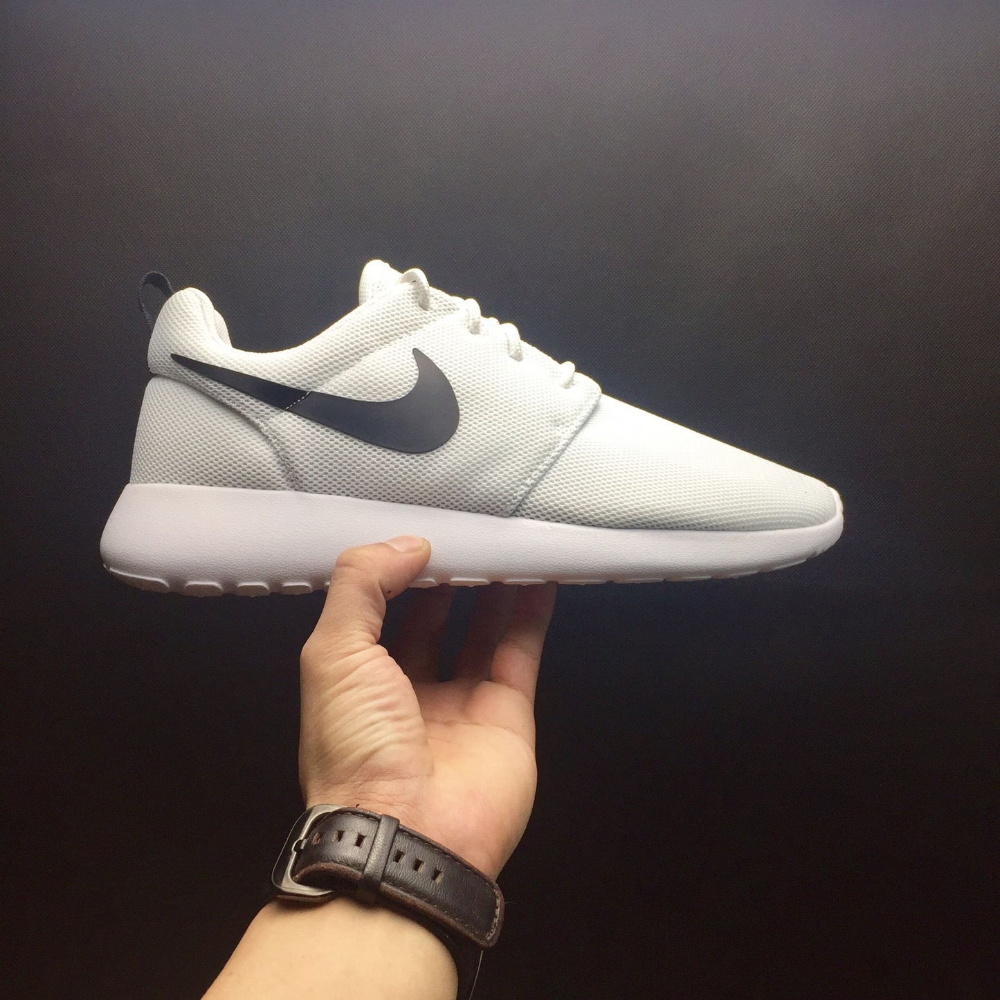 Nike Roshe Run One.- blancas