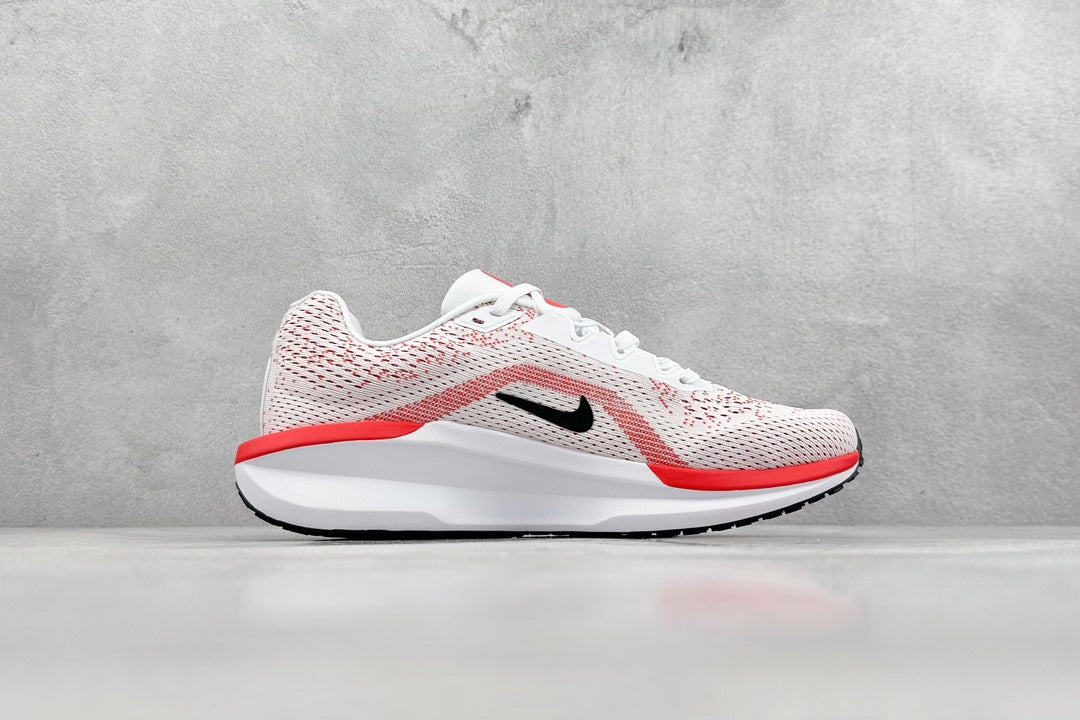 Nike Air Zoom Winflo 11.- blancas y rojas