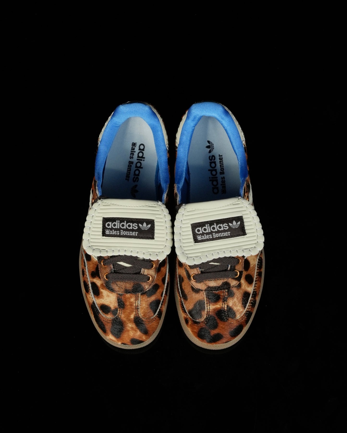 Adidas samba x Wales Bonner.- leopardo