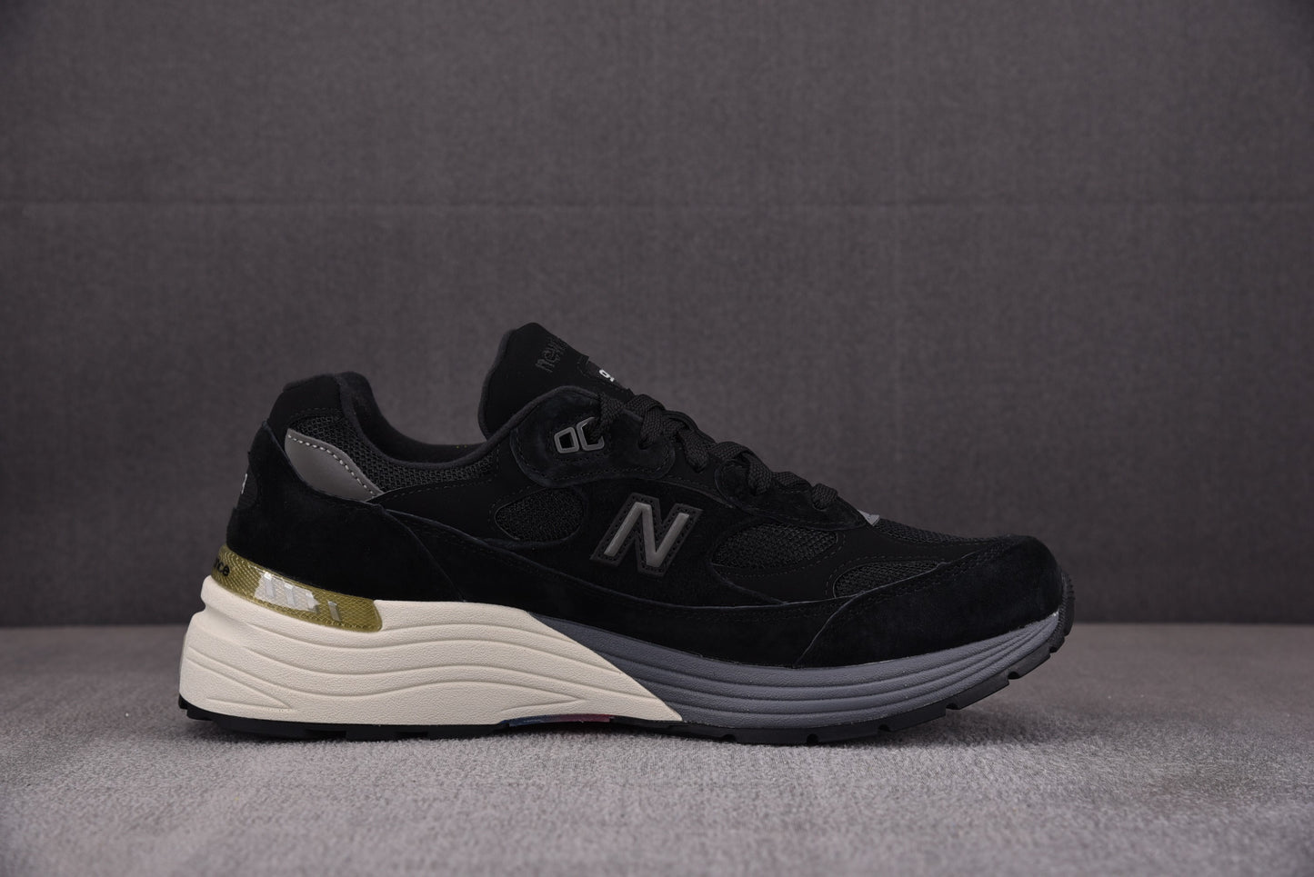 New Balance NB 992 Negro