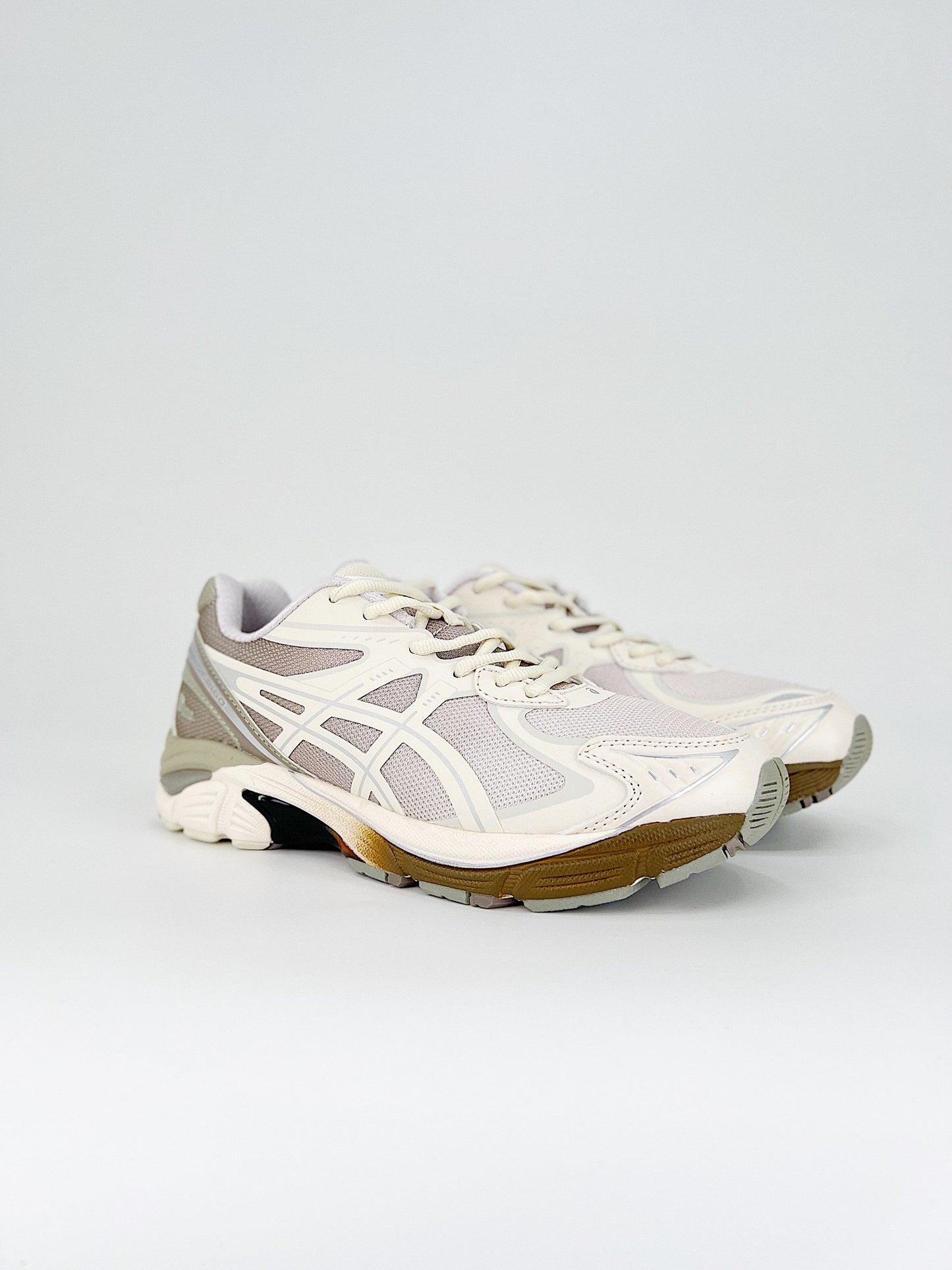 Asics GT-2160.- blancas y marrones