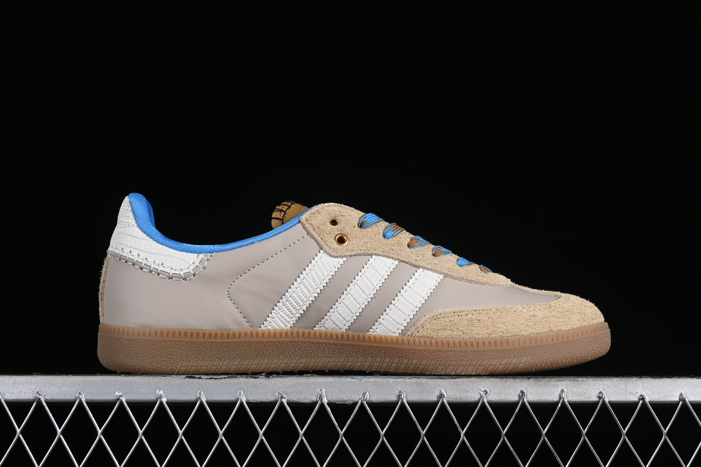 Adidas samba x wales bonner.- beige y blancas