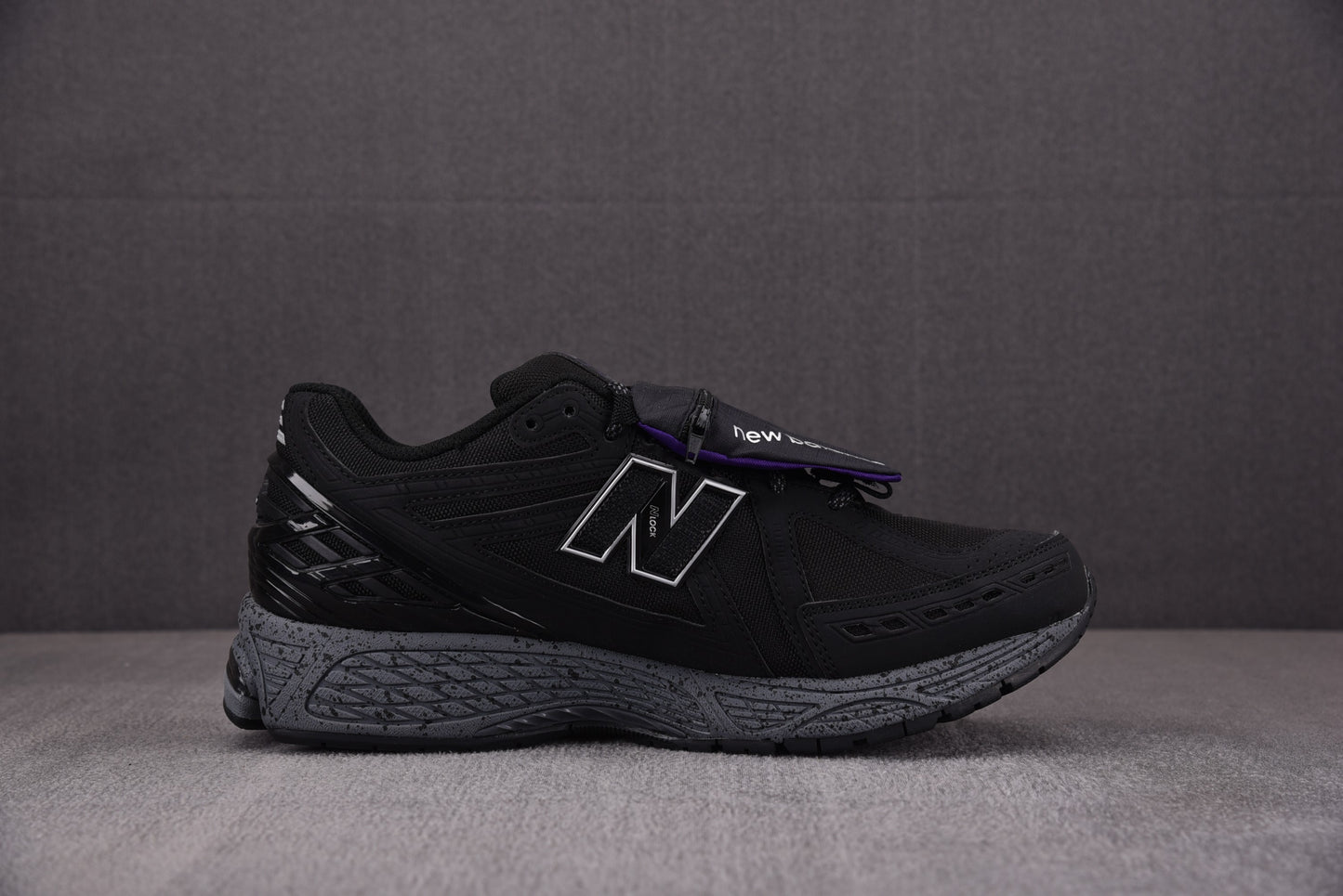 New Balance NB 1906R Negro