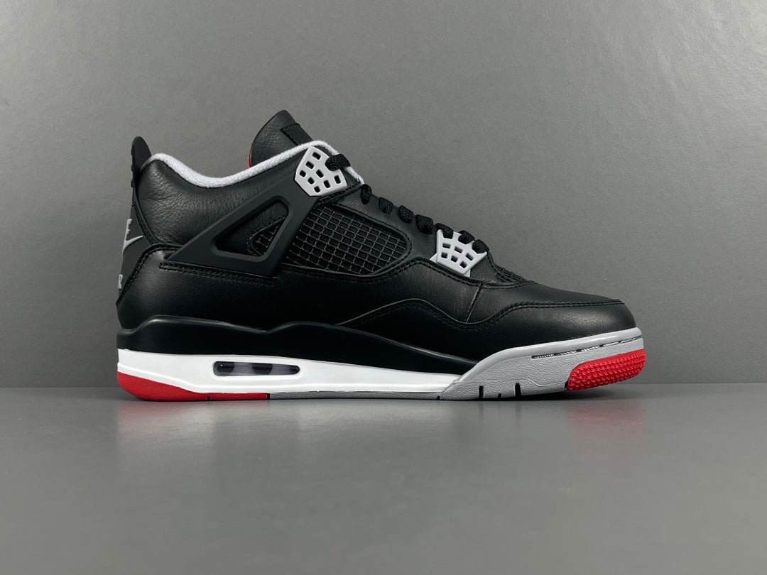 Air Jordan 4 "Bred Reimagined".- Un clásico