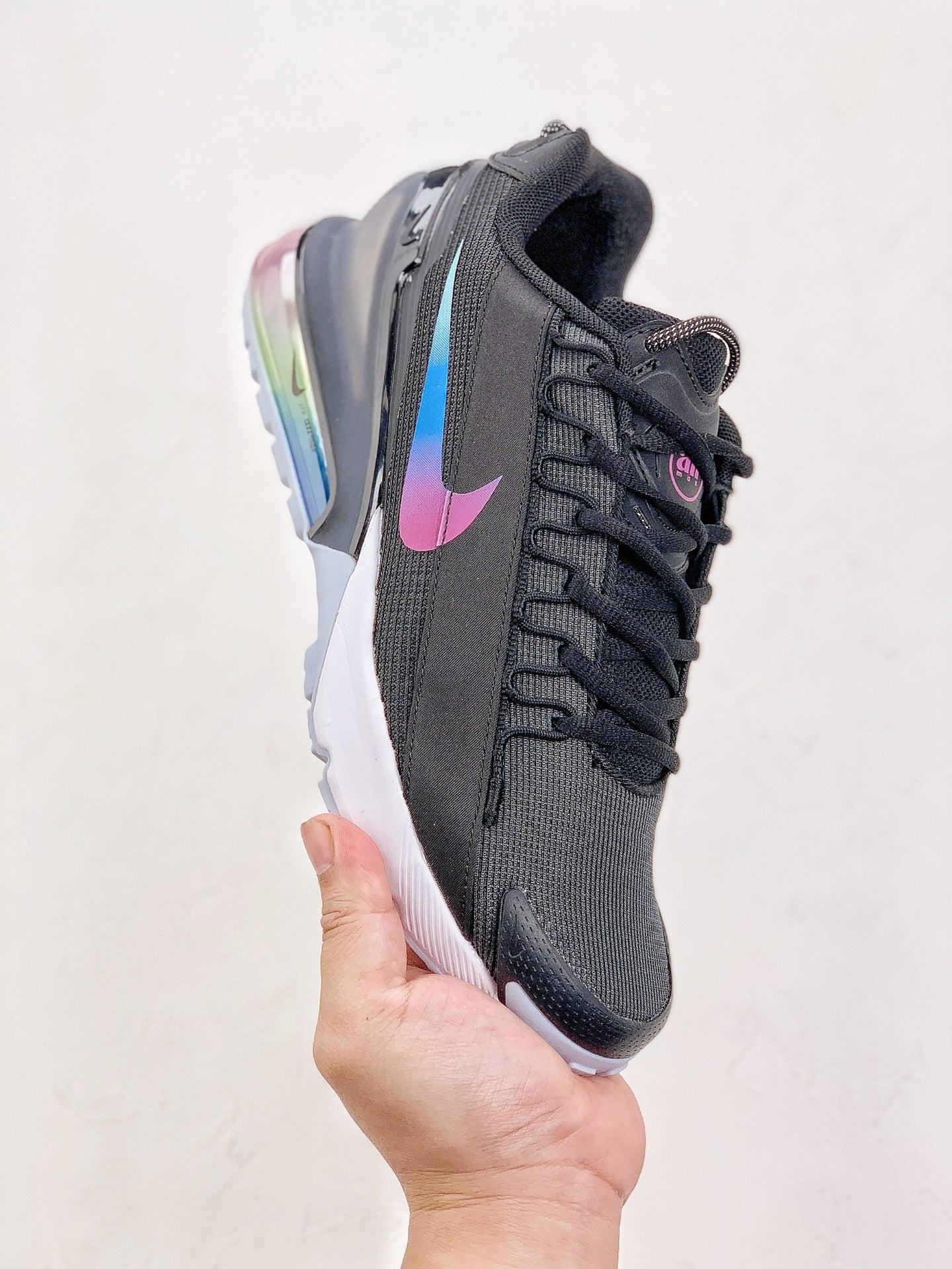 Nike air max pulse.-negras, moradas y azules