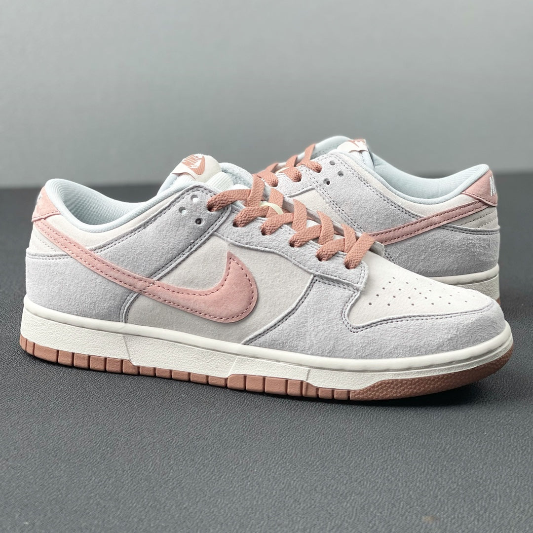 Nike SB Dunk Low "Pink Stone Rose"