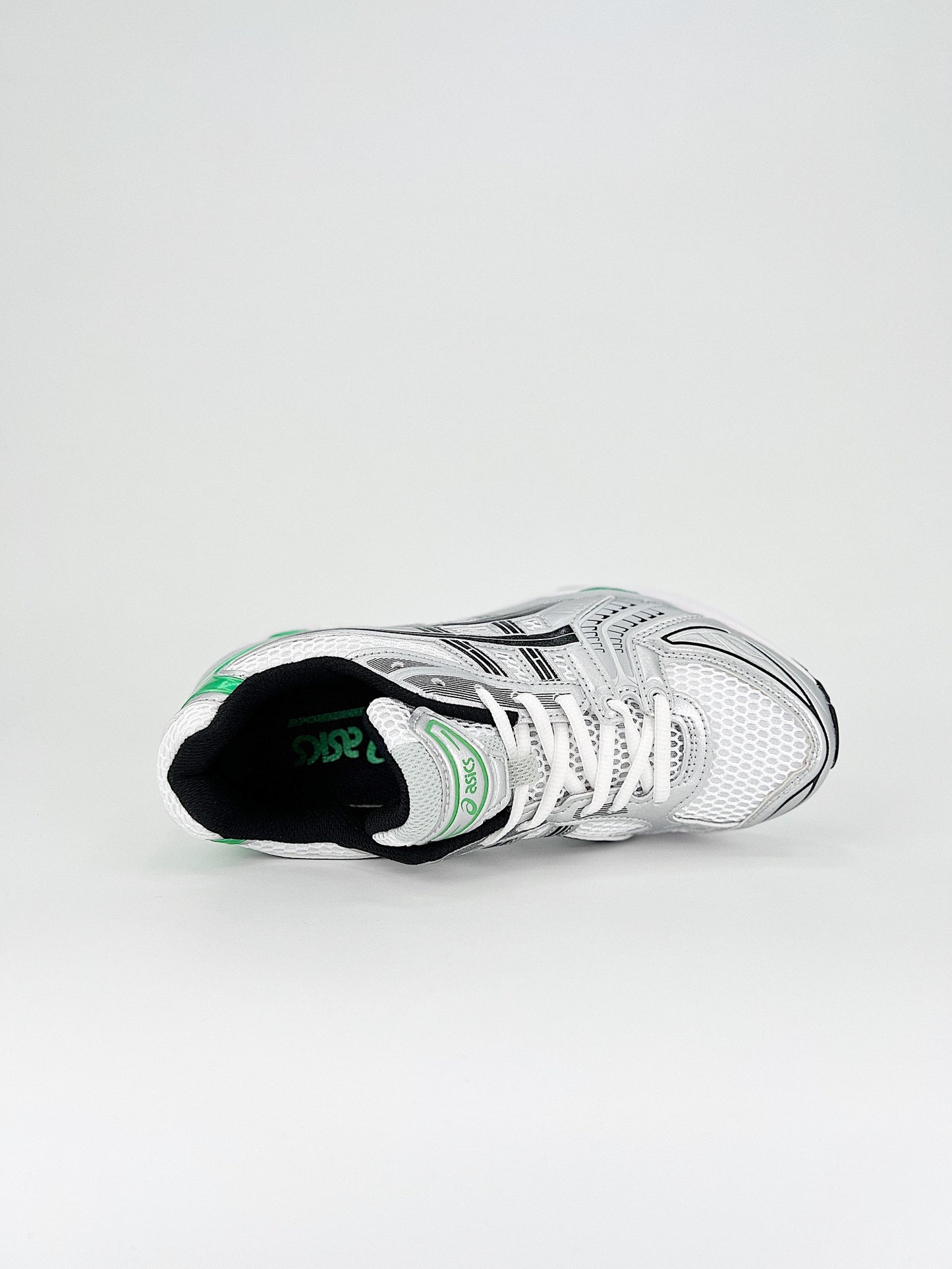 ASICS GEL-KAYANO 14.- negro y verde