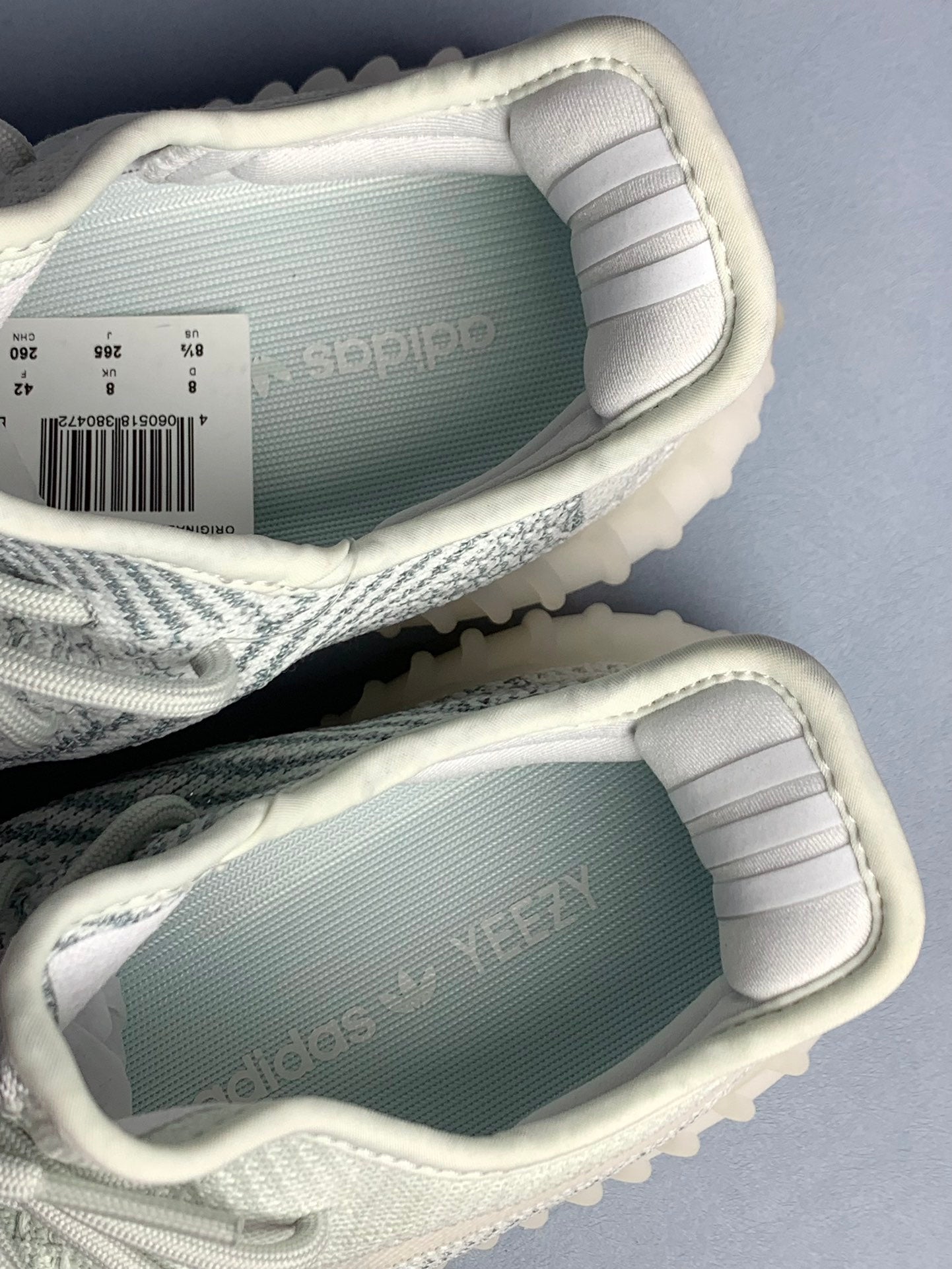 Yeezy Boost 350 v2 Blanco Nube.-Edición Limitada