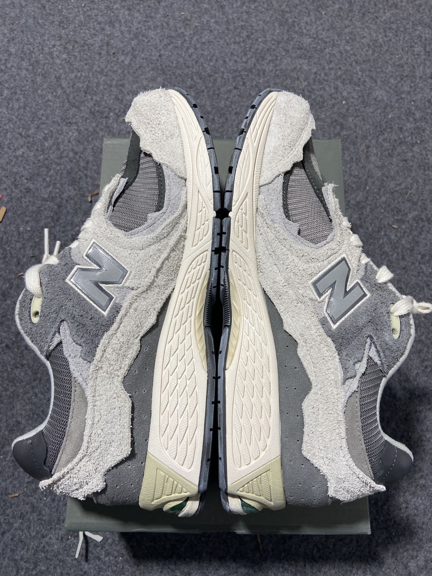 New Balance 2002R Protection Pack