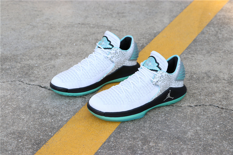 Air Jordan 32 Low "Jade"