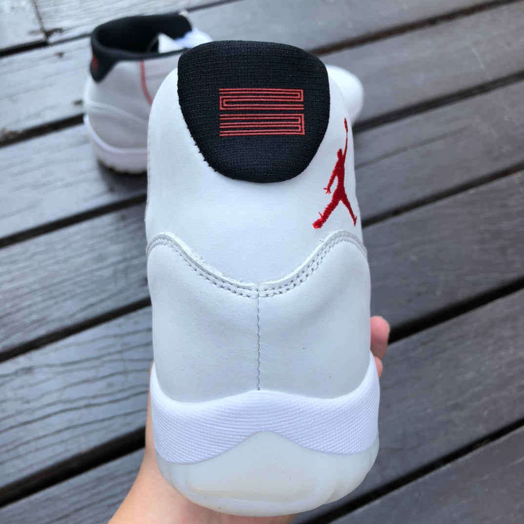 Air Jordan 11 Platinum Tint "Bugs Bunny"