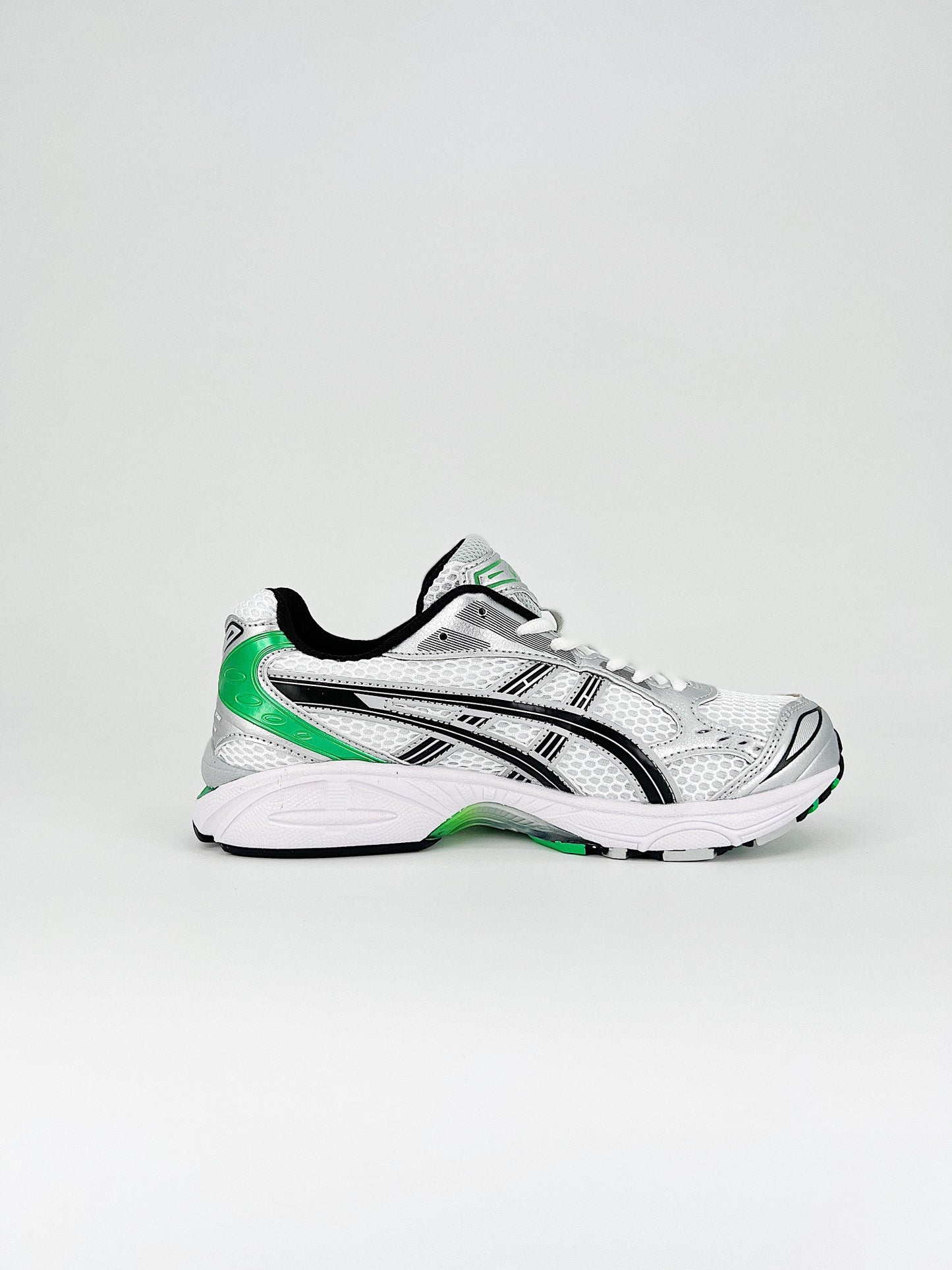 ASICS GEL-KAYANO 14.- negro y verde