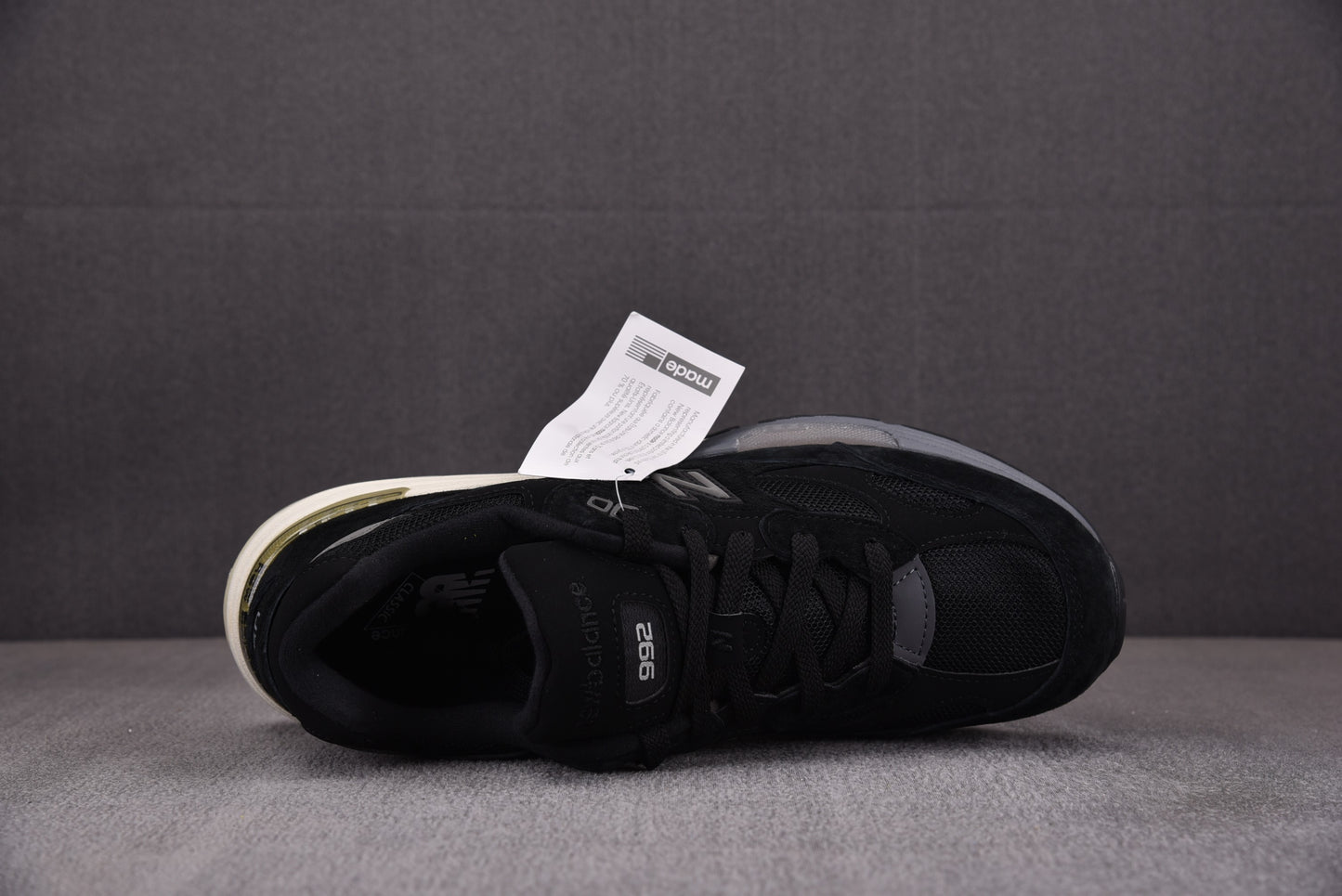 New Balance NB 992 Negro