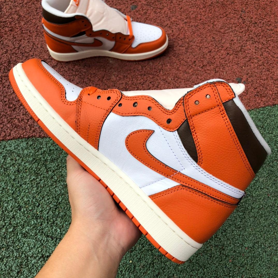 Air Jordan Starfish AJ1 .- blancas y naranjas