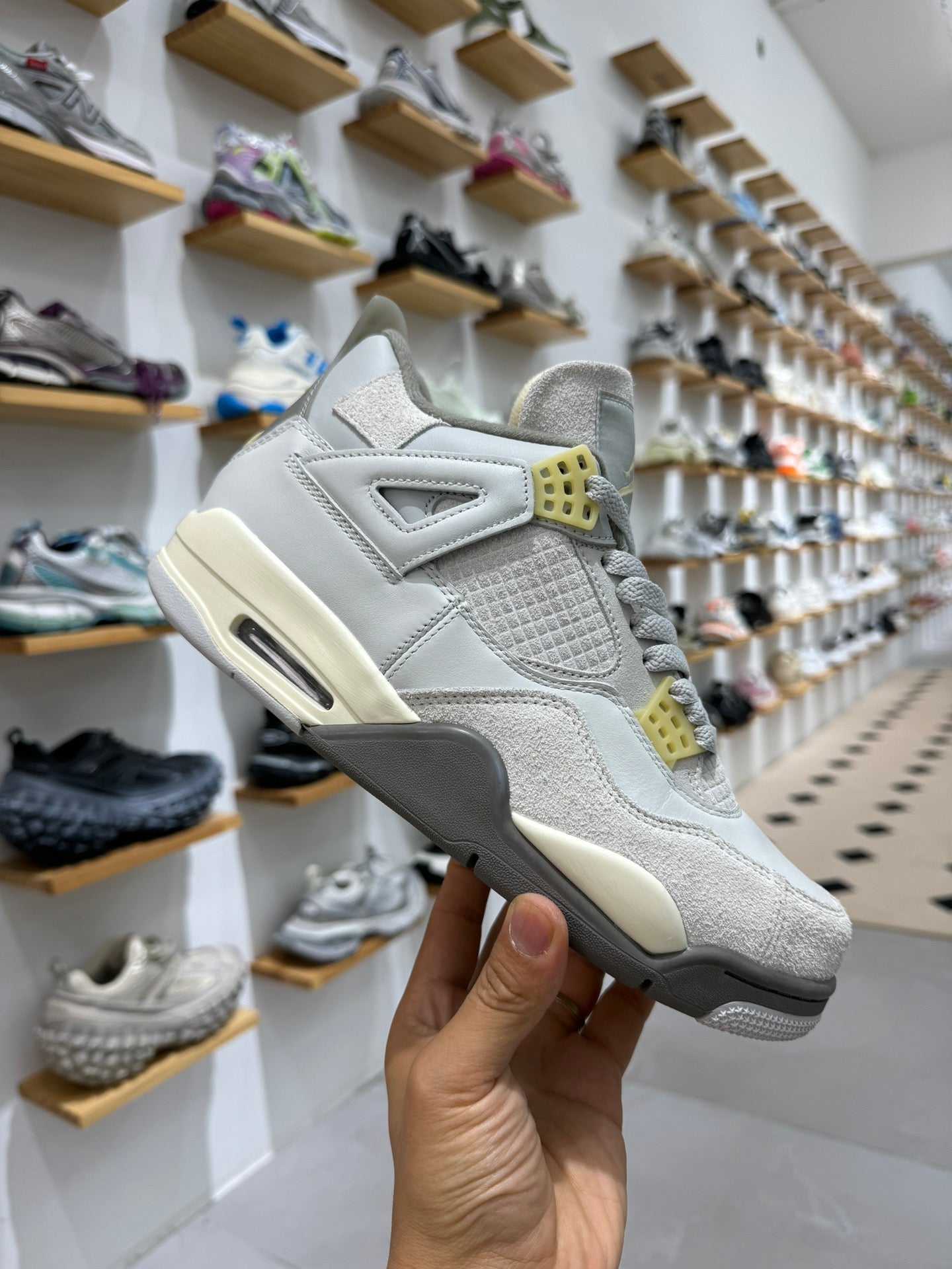 Air Jordan 4 Retro Craft