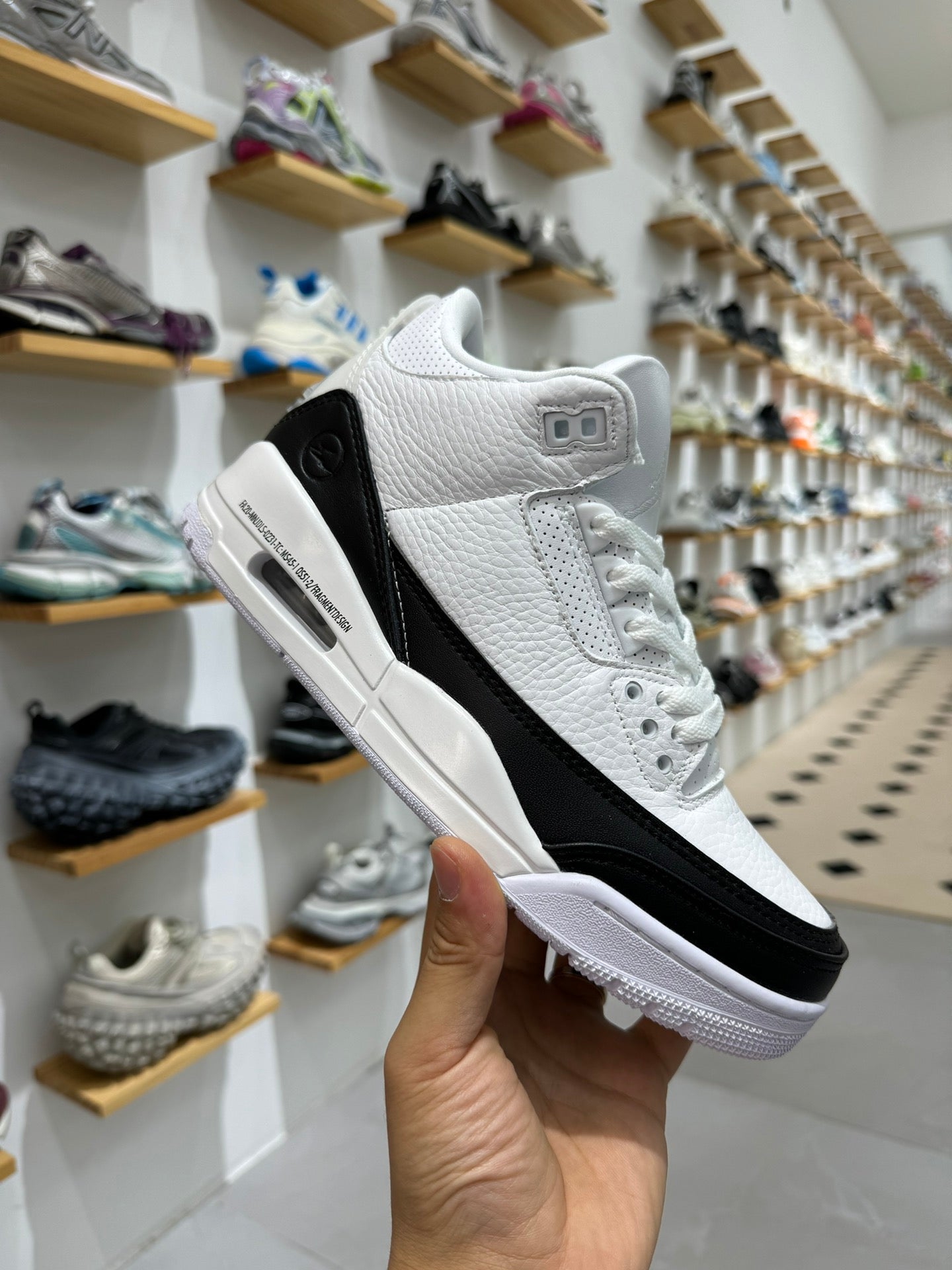 Air Jordan 3.- Exclusividad y Vanguardia