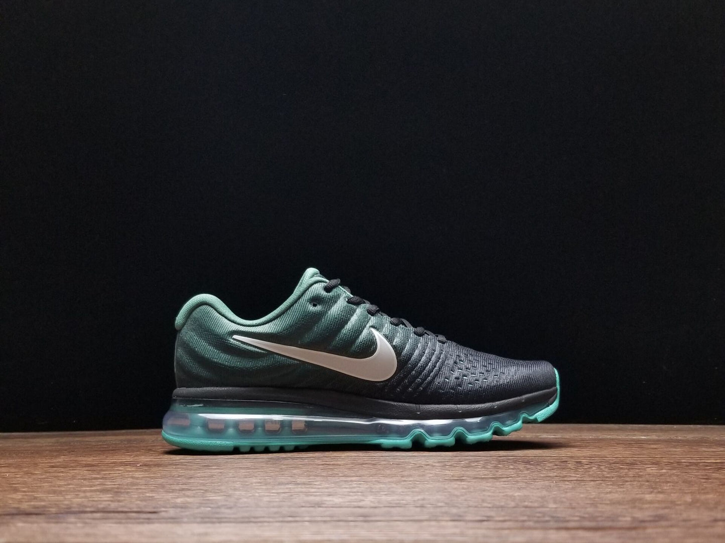 Nike air max 2017.- negras y verdes