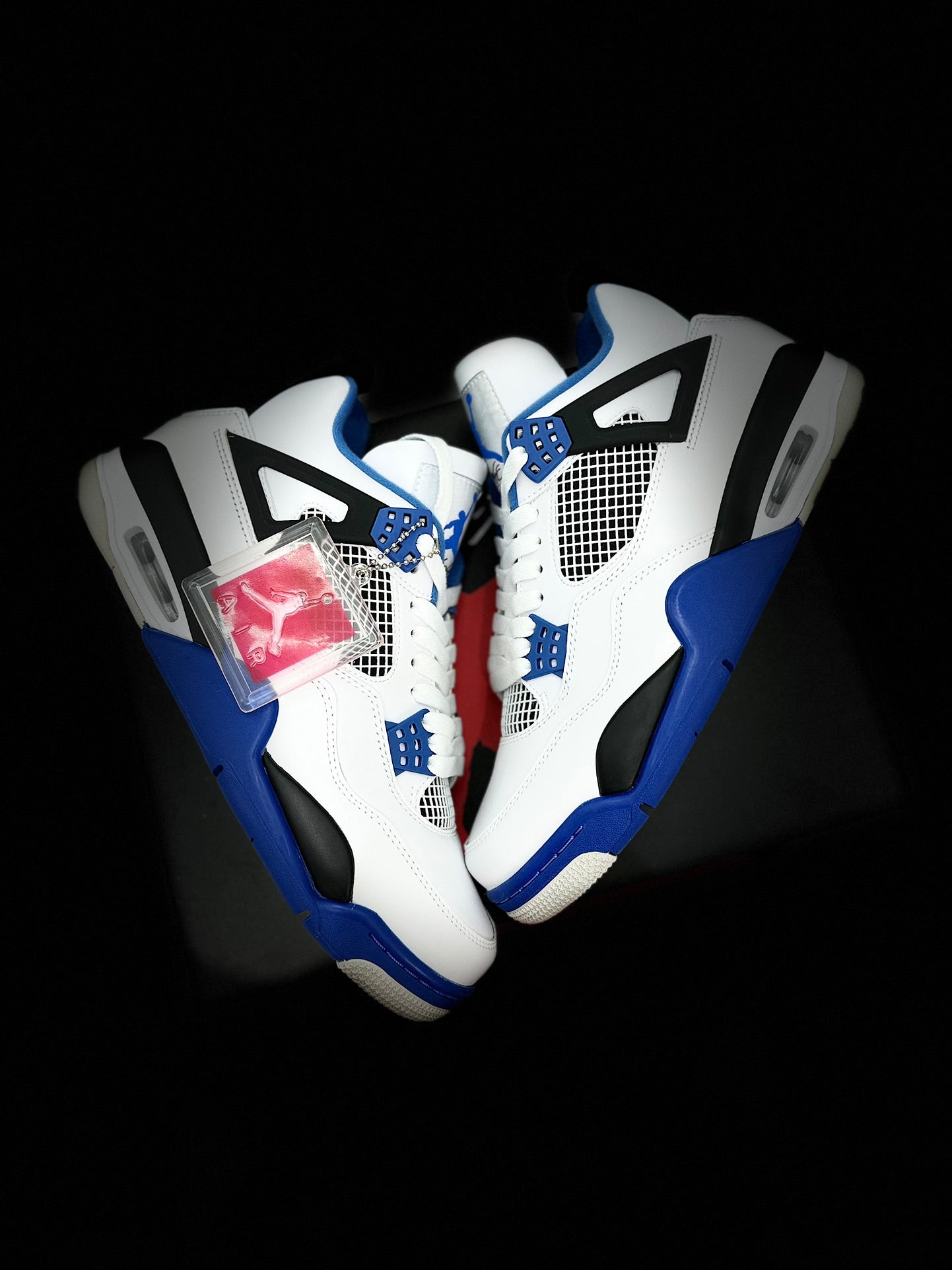 Air Jordan 4 Retro "White and Blue"