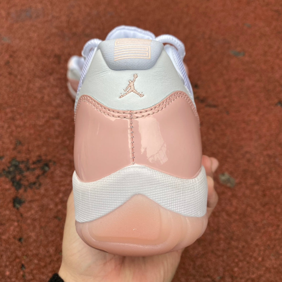 Air Jordan 11 Low Mujer “Rosa Leyenda”