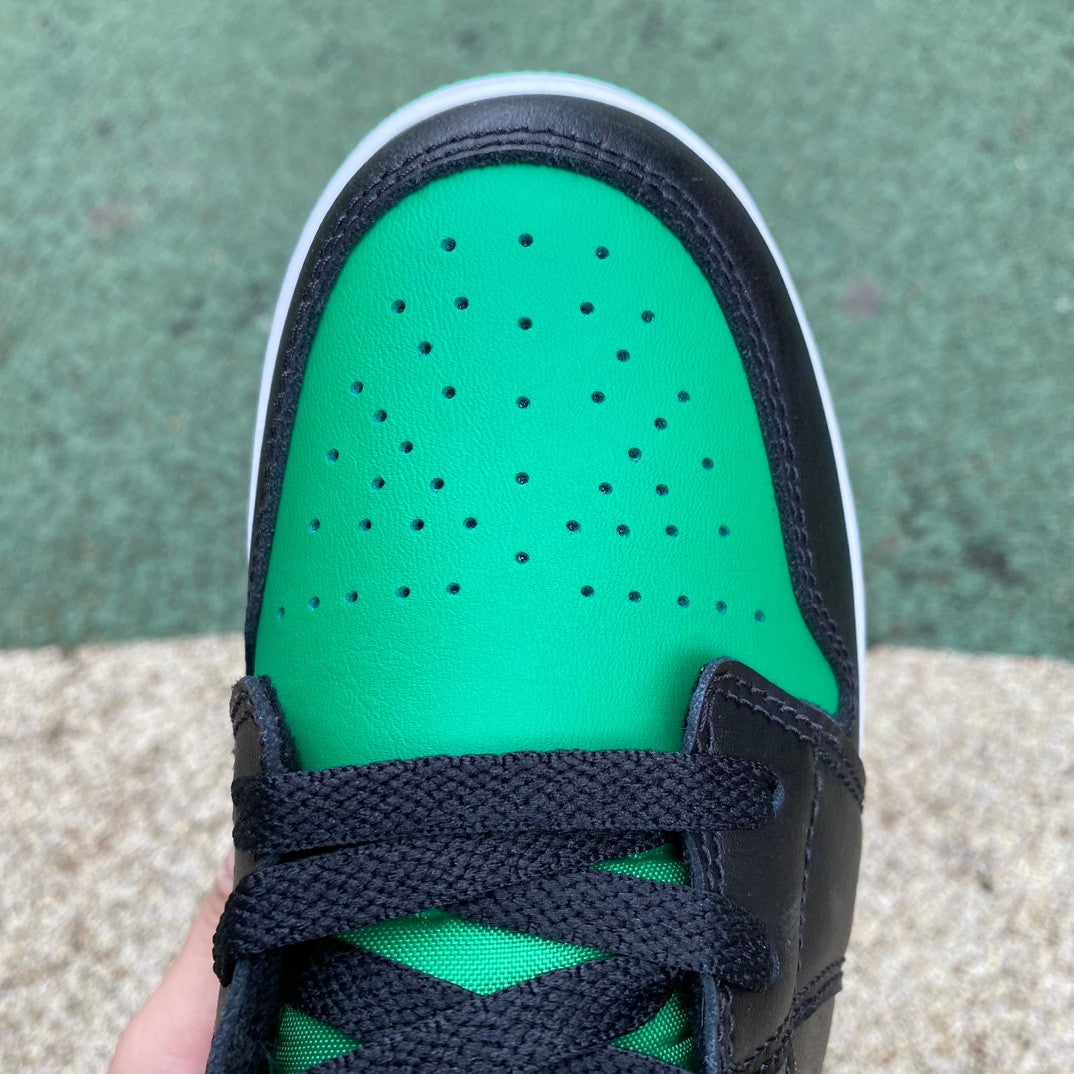 AJ1 Black Green Toe: Edición especial