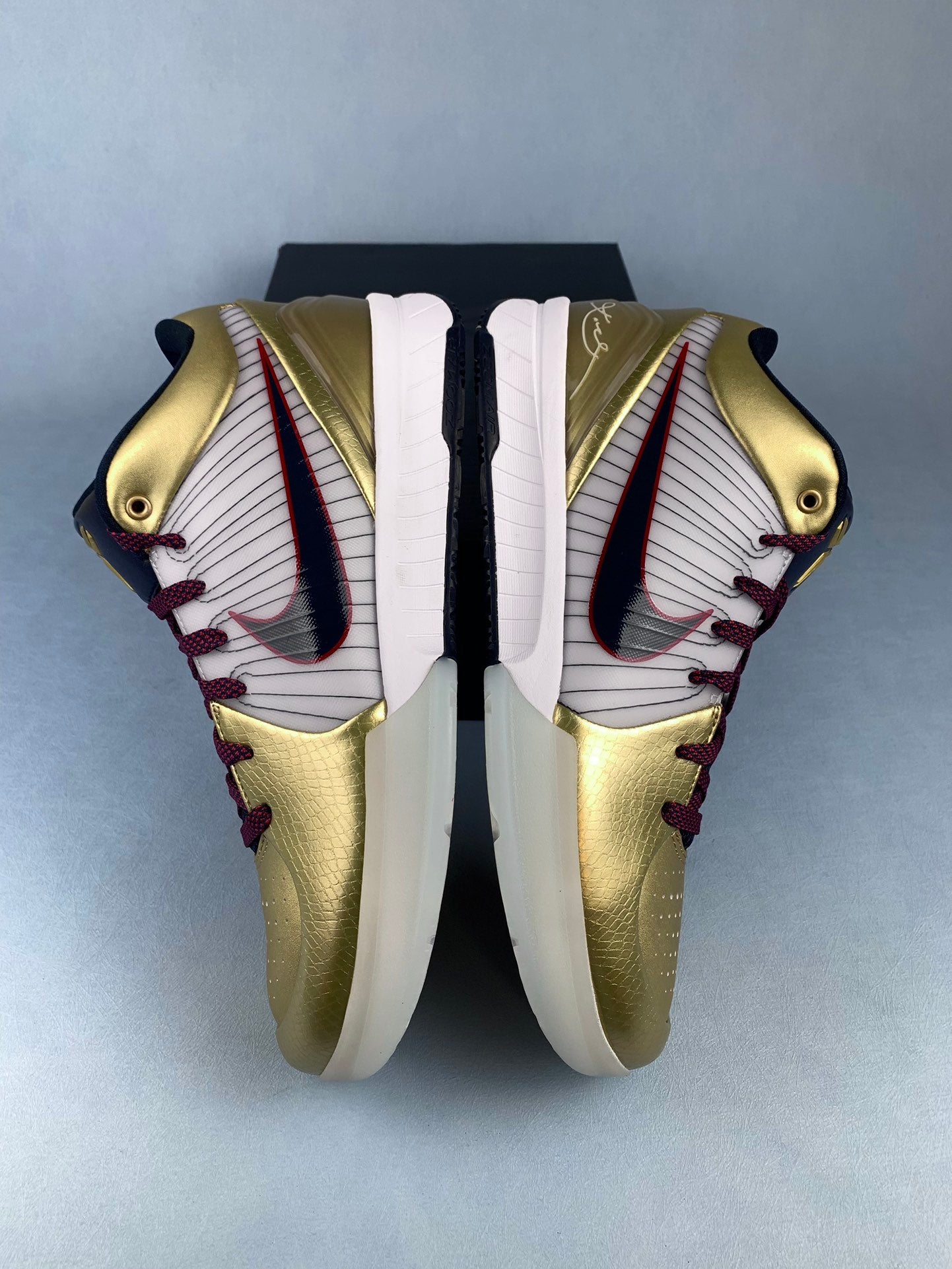 Nike Zoom Kobe 4 “Gold Medal”